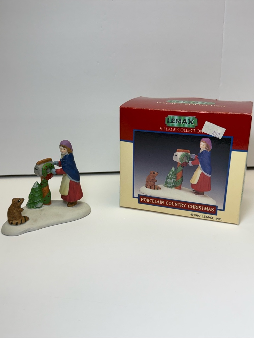 1997 LEMAX Village Collection "Country Christmas" Porcelain Figurine Retired